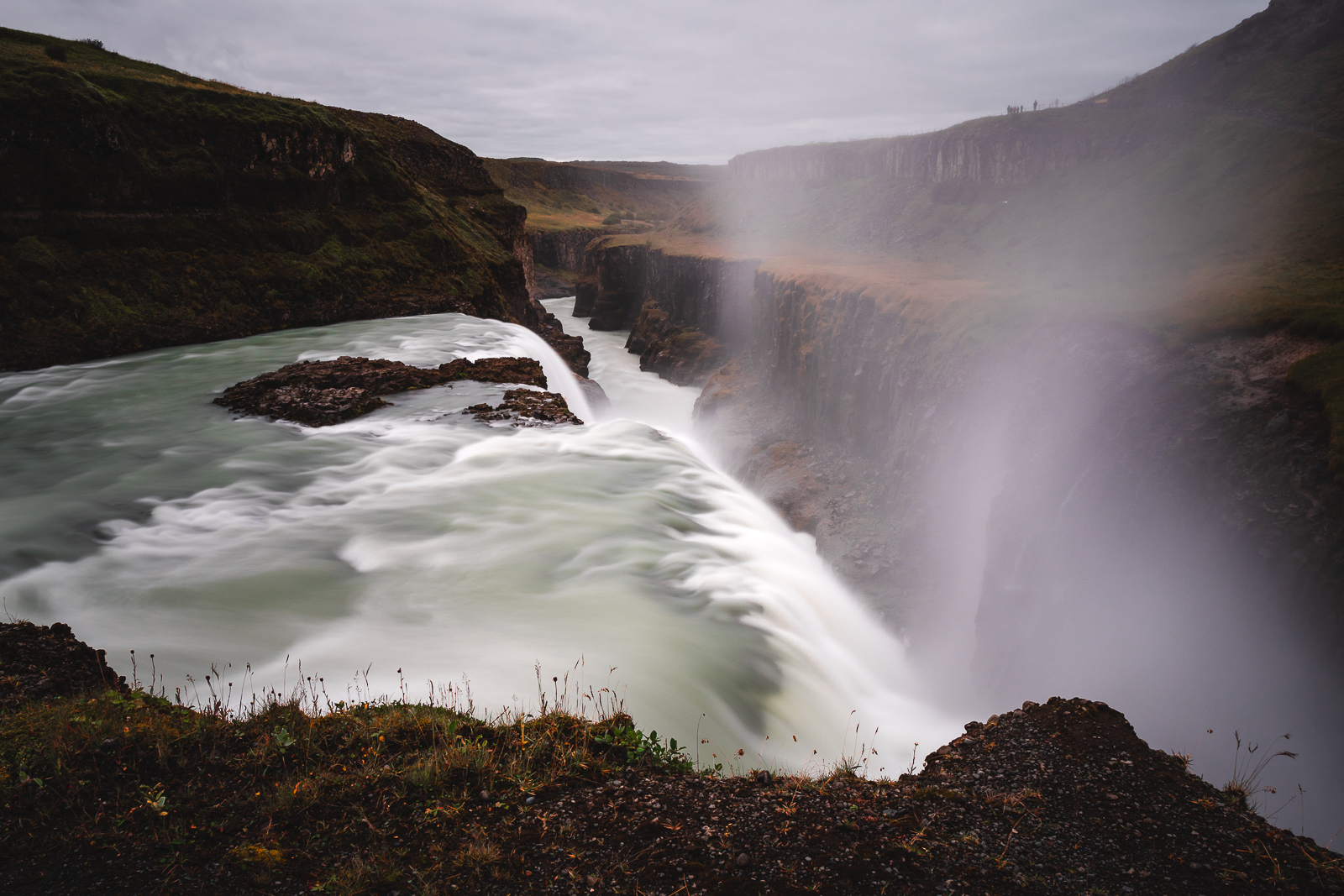 road trip camping car islande