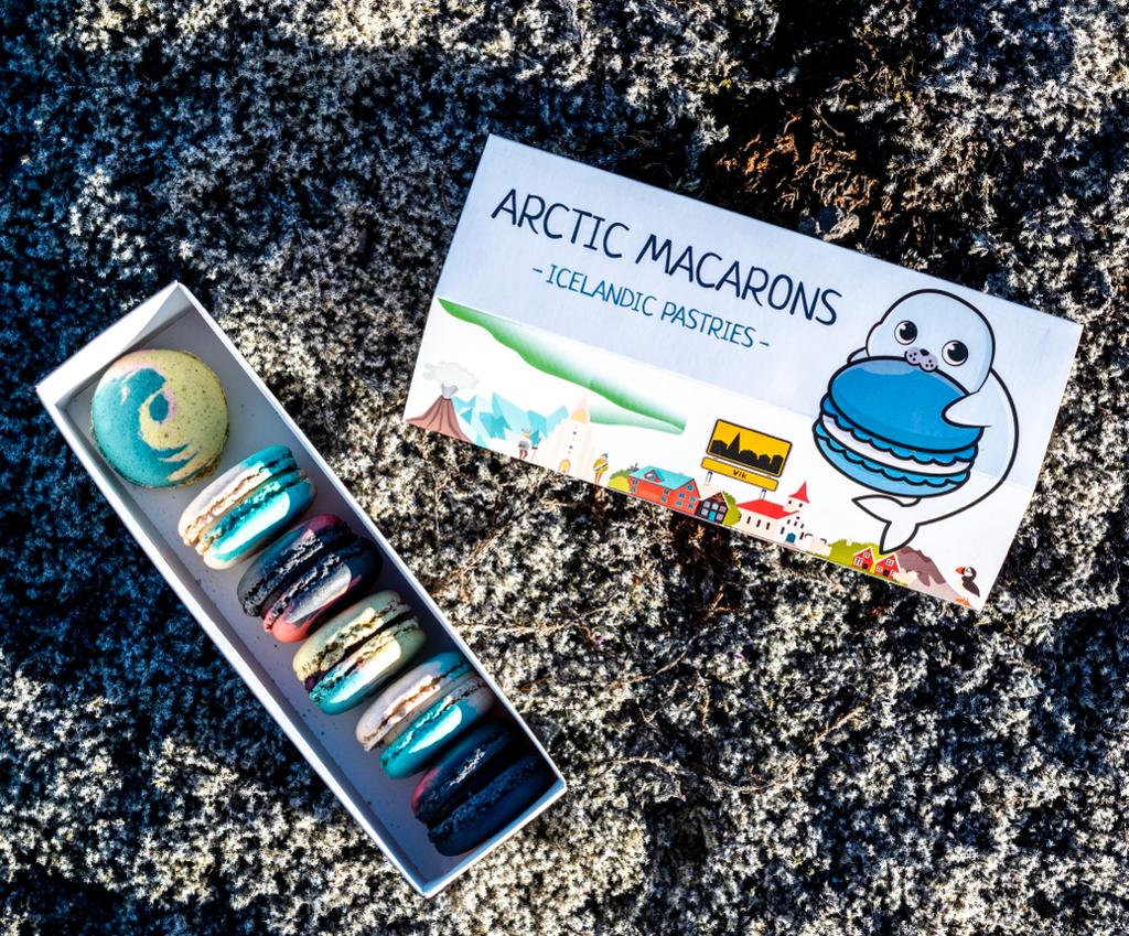 Arctic Macarons